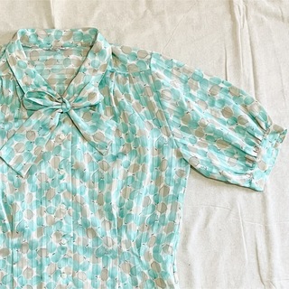 ribbon blouse ／ vintage(シャツ/ブラウス(半袖/袖なし))