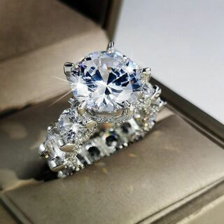 シルバー925色★豪華♪ジルコニアダイヤモンド装飾指輪１１号リング結婚式同窓会(リング(指輪))