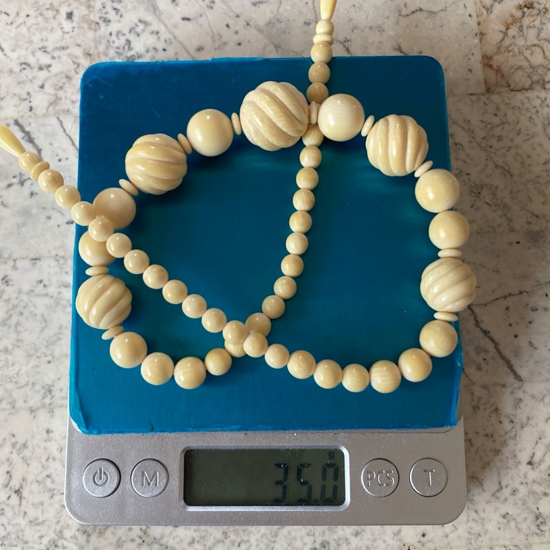期間限定30%OFF! 象牙調ネックレス 35.0gの通販 shop|ラクマ mocchi's by 健康アクセサリー