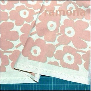 マリメッコ(marimekko)のまりcar様❤️専用 マリメッコ 生地 ミニウニッコ ピーチ(生地/糸)