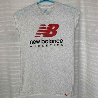 ニューバランス(New Balance)のnew balance  Tシャツ　ロング　ワンピース　(Tシャツ(半袖/袖なし))
