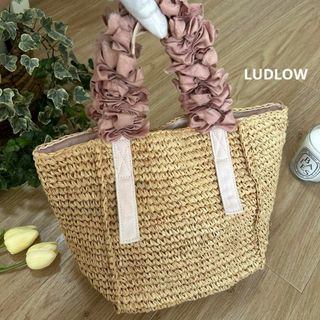 ラドロー(LUDLOW)のLUDLOWラドロー　グレープハンドル　ラフィアカゴバック　トートバッグ　ピンク(かごバッグ/ストローバッグ)