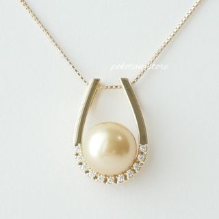 タサキ(TASAKI)の極美品【TASAKI】K18YG　ゴールデンパール　ダイヤ　馬蹄　ネックレス(ネックレス)