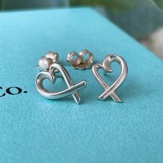 ティファニー(Tiffany & Co.)の超美品 ティファニー TIFFANYラビングハートピアス シルバー 現行品(ピアス)