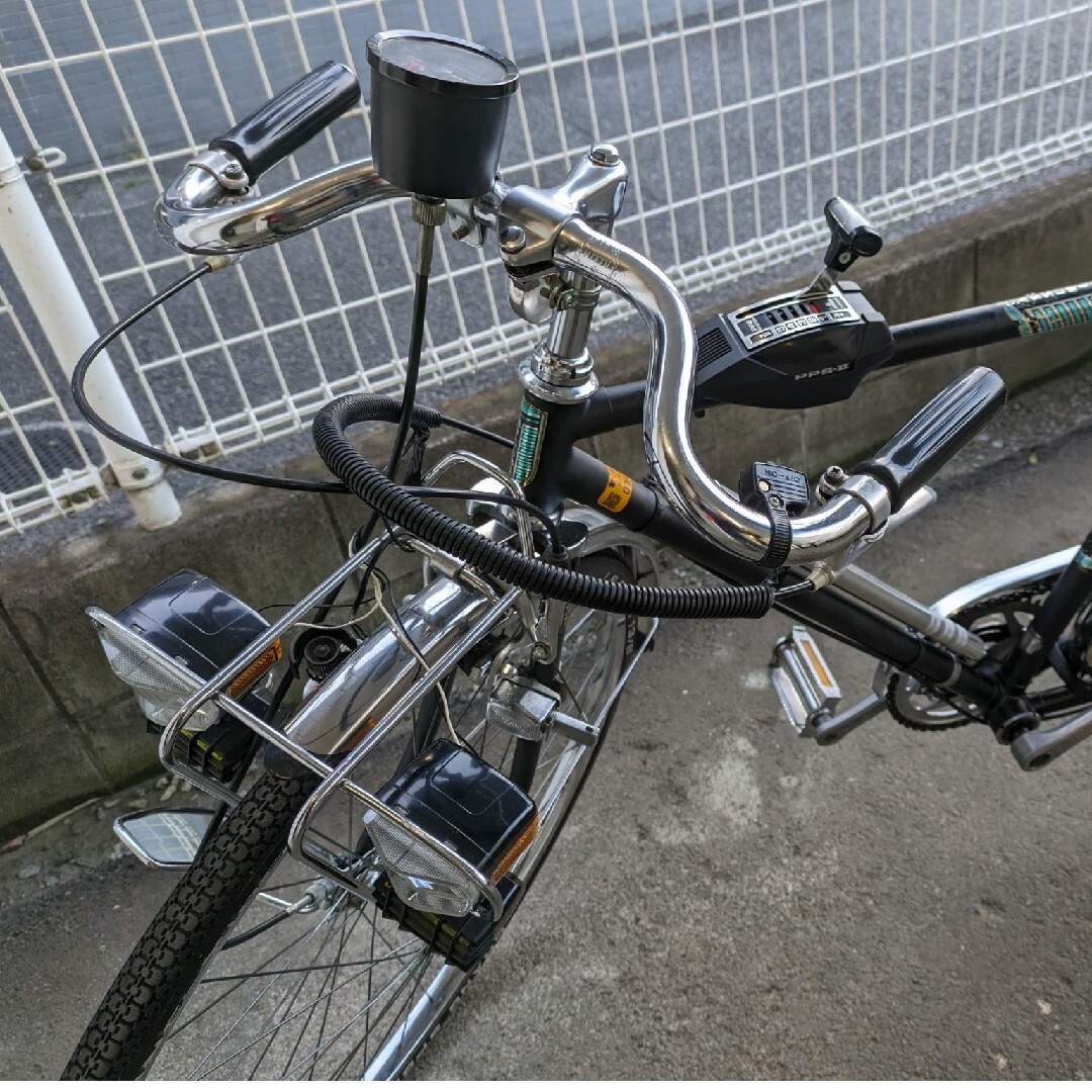 懐かしの スーパーカー自転車 26インチ(引き取り限定) 中古品 懐かしの スーパーカー自転車 26インチ(引き取り限定) 中古品