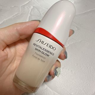 SHISEIDO 資生堂 エッセンス スキングロウファンデーション 140