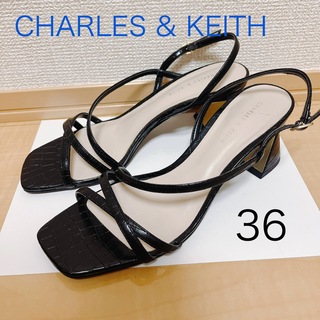 Charles and Keith - Charles&Keith クロコ型押し　サンダル　36