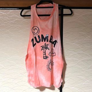 ZUMBA ウェア　スポーツ　ヨガ　ピラティス　フィットネス　ズンバ　レディース(Tシャツ(半袖/袖なし))