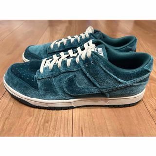 ナイキ(NIKE)の【美品】NIKE WMNS DUNK LOW US12 29cm ベロア素材(スニーカー)