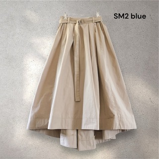 サマンサモスモス(SM2)のSM2 blue コットン フレアスカート ベージュ Mサイズ ベルト付き(ロングスカート)