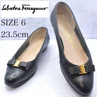 サルヴァトーレフェラガモ(Salvatore Ferragamo)のサルヴァトーレフェラガモ　ヴァラリボン　パンプス　ブラック　黒　23.5(ハイヒール/パンプス)