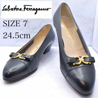 サルヴァトーレフェラガモ(Salvatore Ferragamo)のサルヴァトーレフェラガモ　ブラック　黒　パンプス　ガンチーニ　24.5(ハイヒール/パンプス)