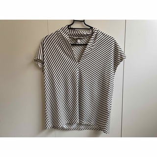 エイチアンドエム(H&M)のH&M ボーダー　トップス(Tシャツ(半袖/袖なし))