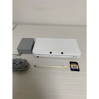 ニンテンドウ(任天堂)の初期化済 美品 任天堂 ニンテンドー3DS LL ホワイト(携帯用ゲーム機本体)