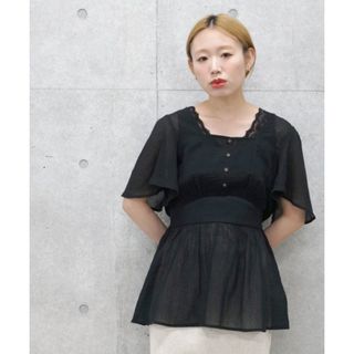 ダブルクローゼット(w closet)の新品 タグ付き w closet ブラウス トップス  レディース ブラック 黒(シャツ/ブラウス(半袖/袖なし))