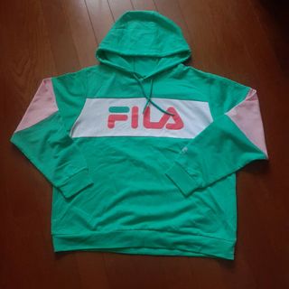 FILA - FILA  プルオーバーパーカー　M　フード付