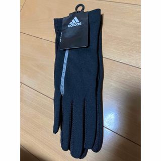 アディダス(adidas)の【tomorin様専用】新品　adidas UVカット手袋　グローブ　日焼け防止(手袋)