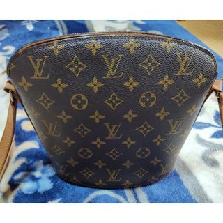 LOUIS VUITTON - ルイヴィトン　モノグラム　ドルーオショルダーバッグ