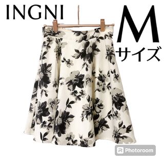 イング(INGNI)のイング　INGNI 花柄フレアスカート　Mサイズす(ひざ丈スカート)