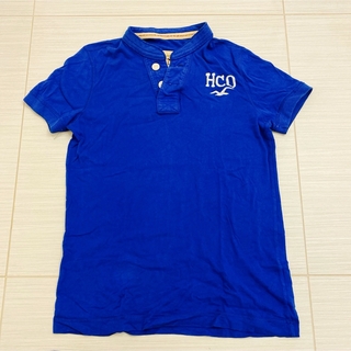 Hollister - ホリスター　２つボタンTシャツ　ブルー