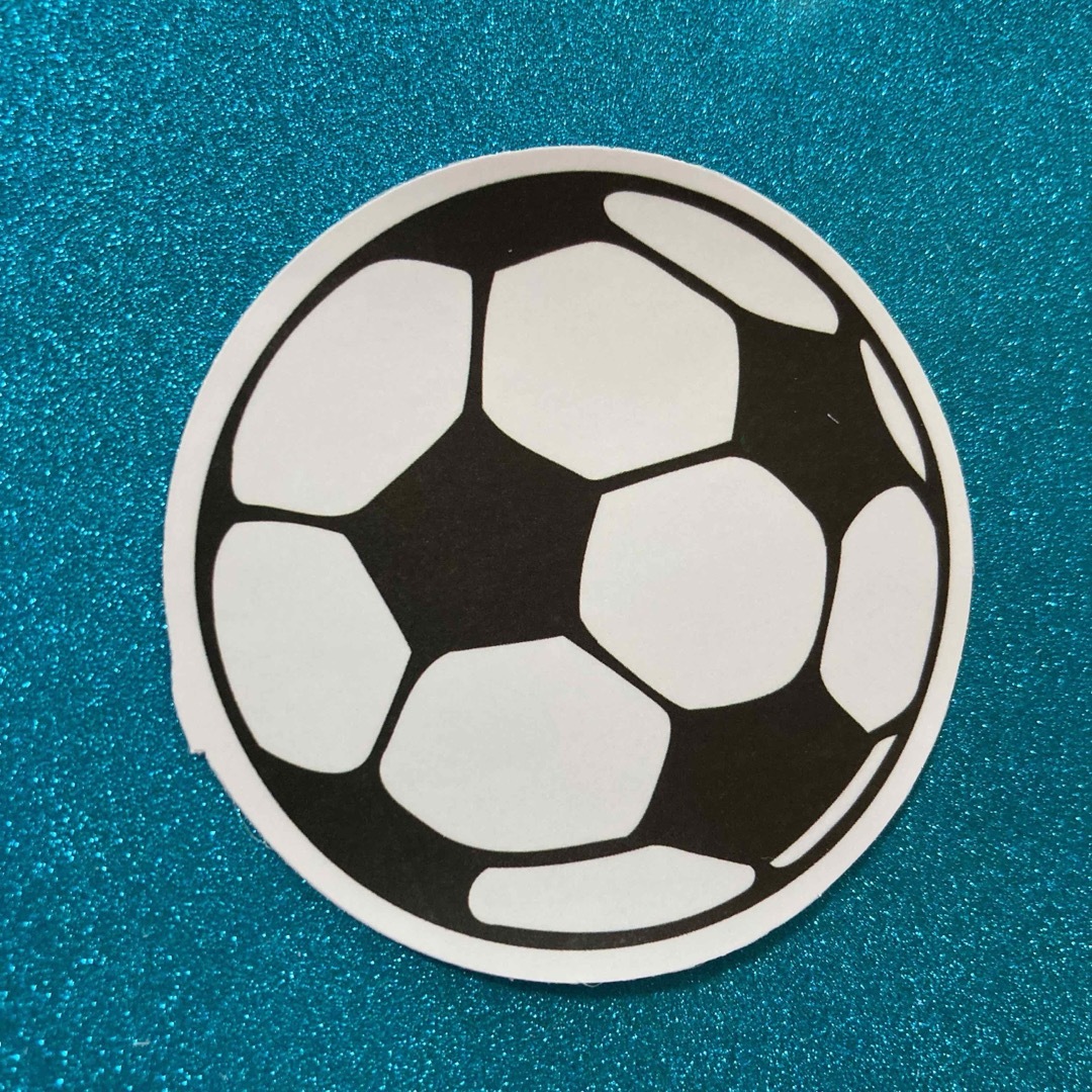 ⭐️人気⭐️サッカーボールのステッカー 1枚の通販 by 長谷川 ⭐️人気⭐️サッカーボールのステッカー 1枚の通販 by 長谷川