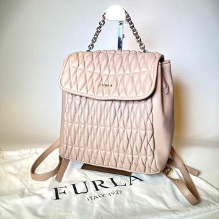 フルラ(Furla)の✨️極美品✨️FURLA フルラ コメタ キルティング チェーン リュック グレ(リュック/バックパック)