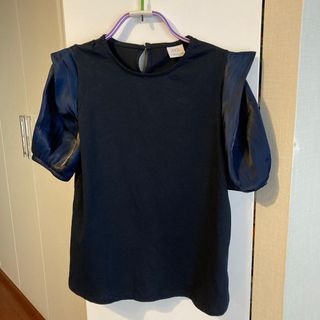 ザラ(ZARA)のZARAトップス(カットソー(半袖/袖なし))