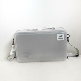 サムソナイト(Samsonite)のSamsonite(サムソナイト) ショルダーバッグ シューボックス クロスボディバッグ クリア×白×マルチ ストラップ着脱可/NEW BALANCEコラボ ポリカーボネート(ショルダーバッグ)