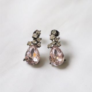 ビジュー ピアス(ピアス)