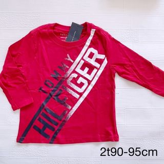 トミーヒルフィガー(TOMMY HILFIGER)の2t90-95cm トミーヒルフィガー　赤　ロゴ　ロンt(Tシャツ/カットソー)