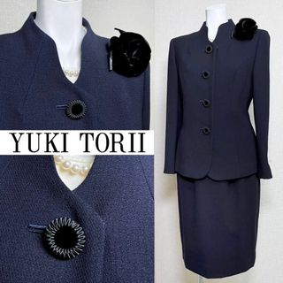 ユキトリイインターナショナル(YUKI TORII INTERNATIONAL)の■【美品】ユキトリイ　お受験　セレモニースーツ　花のようなデザインボタン(礼服/喪服)