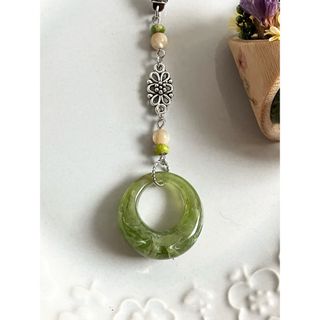 ロングネックレス　グリーンマーブル　シルバー　ハンドメイド　ペンダント　アクリル(ネックレス)