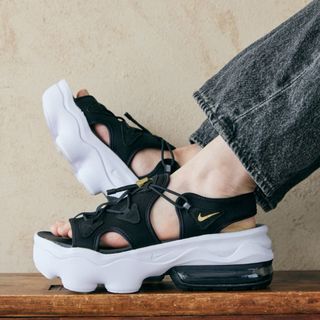 NIKE - 【新品未使用】NIKE エアマックスココ 24cm ブラック×ホワイト