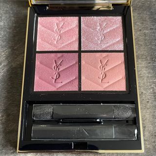 イヴサンローラン(Yves Saint Laurent)のイヴ・サンローラン  クチュール ミニ クラッチ  400 バビロン ローズ(アイシャドウ)