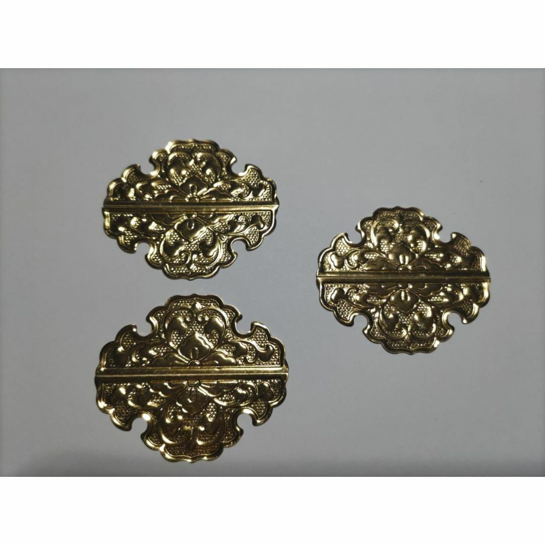 50mmx 6枚【唐草真鍮金具】 仏具、神殿、神輿、神棚、山車 50mmx 6枚【唐草真鍮金具】 仏具、神殿、神輿、神棚、山車