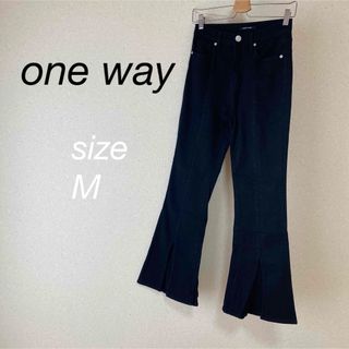 ワンウェイ(one*way)の【one way】 フレアパンツ  センタースリット ブラック 黒(カジュアルパンツ)