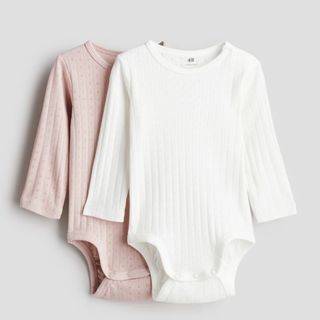 エイチアンドエム(H&M)のH&M 肌着　長袖ボディスーツ(肌着/下着)