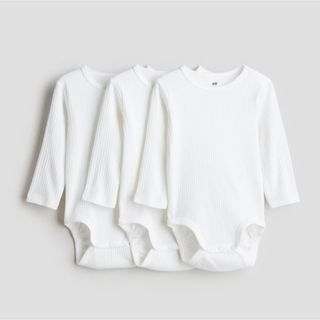 エイチアンドエム(H&M)のH&M 肌着　長袖ボディスーツ(肌着/下着)