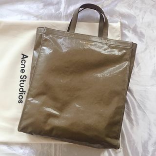 アクネストゥディオズ(Acne Studios)のAcne Studios アクネストゥディオズ シャイニートートバッグ(トートバッグ)