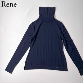 René - 美品　Rene ルネ　タートルネック　ニット　セーター　ロゴプレート　ネイビー