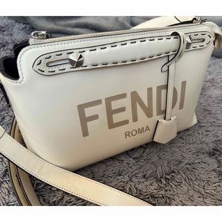 フェンディー　FENDI バイザウェイ　ミディアム　ハンドバッグ　限定値下げ