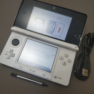 ニンテンドー3DS(ニンテンドー3DS)の安心の整備済み！◆任天堂3DS 中古本体◆アイスホワイト◆32(携帯用ゲーム機本体)