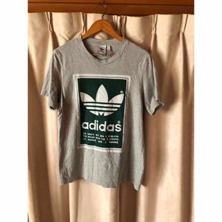 アディダス(adidas)のadidas Tシャツ　アディダス(Tシャツ/カットソー(半袖/袖なし))