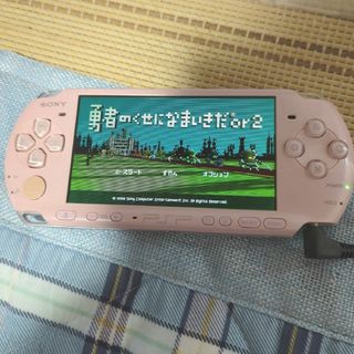 ソニー(SONY)のPSP-3000本体 カラー ブロッサムピンク(携帯用ゲームソフト)