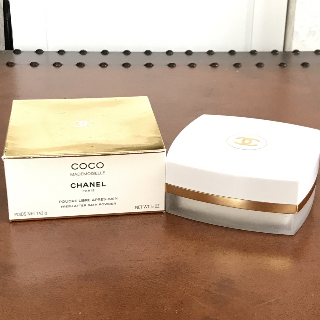 シャネル ココ マドモアゼル フレッシュ ボディ パウダー 未使用 シャネル ココ マドモアゼル フレッシュ ボディ パウダー 未使用