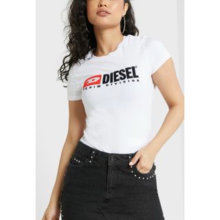 ディーゼル(DIESEL)のDIESEL  レディース　新品未使用　Sサイズ　Tシャツ  白　ディーゼル(Tシャツ(半袖/袖なし))