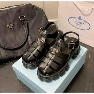 プラダ(PRADA)のプラダ   サンダル  美品(サンダル)