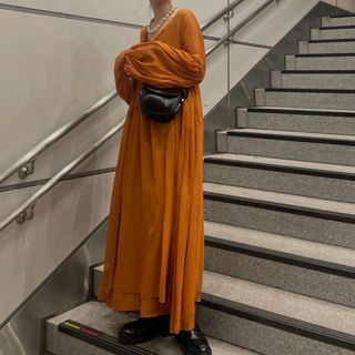 アメリヴィンテージ(Ameri VINTAGE)のVOLUME CHIFFON DRESS(ロングワンピース/マキシワンピース)