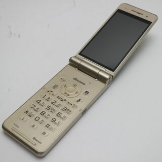 パナソニック(Panasonic)の良品中古 P-01H ゴールド M888(携帯電話本体)