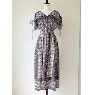 Her lip to - Casablanca Volume Sleeve Dress  